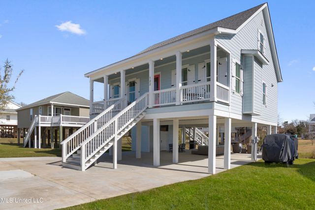 122 Aiken Road, Waveland, MS 39576
