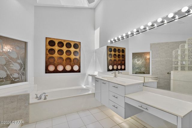 923 Club House Boulevard, New Smyrna Beach, FL 32168