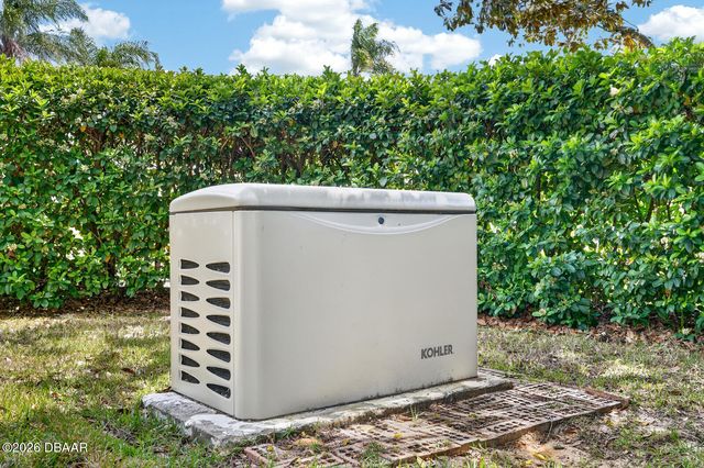 923 Club House Boulevard, New Smyrna Beach, FL 32168