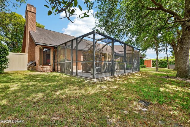 923 Club House Boulevard, New Smyrna Beach, FL 32168