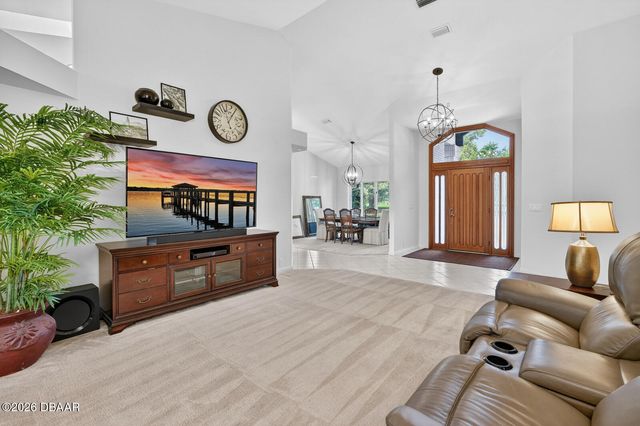 923 Club House Boulevard, New Smyrna Beach, FL 32168