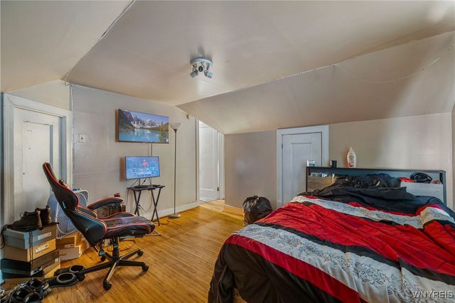 15 Chopin Place, Cheektowaga, NY 14211