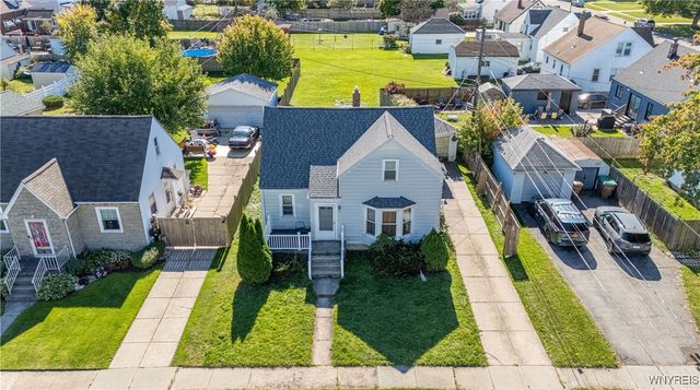 15 Chopin Place, Cheektowaga, NY 14211