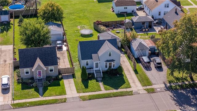 15 Chopin Place, Cheektowaga, NY 14211