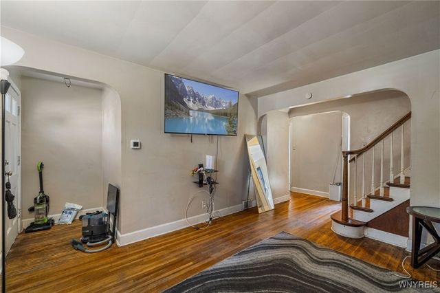 15 Chopin Place, Cheektowaga, NY 14211