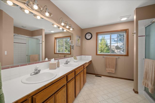 7614 N F St, Spokane, WA 99208