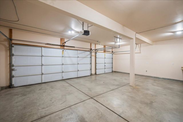 7614 N F St, Spokane, WA 99208
