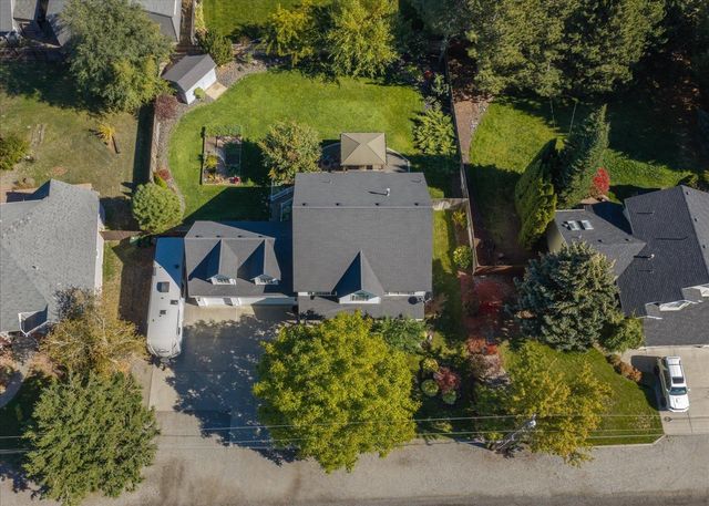7614 N F St, Spokane, WA 99208