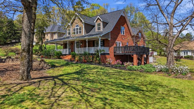 3216 Leona Drive, Rocky Face, GA 30740
