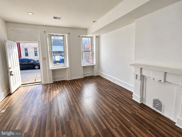 2540 N 17TH ST, Philadelphia, PA 19132