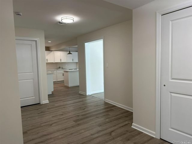 125 W Main Street, Kings Park, NY 11754