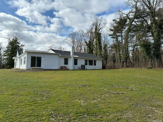 125 W Main Street, Kings Park, NY 11754