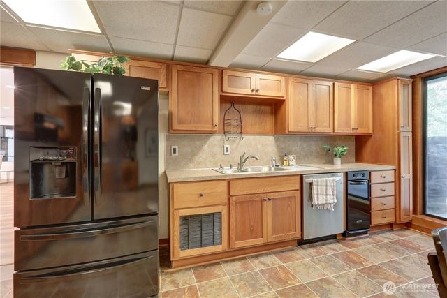 901 129th Place NE, Bellevue, WA 98005