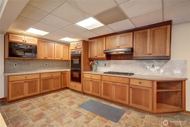 901 129th Place NE, Bellevue, WA 98005