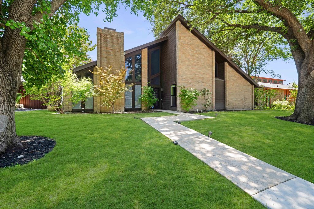 4906 Meadowcreek Drive, Dallas, TX 75248