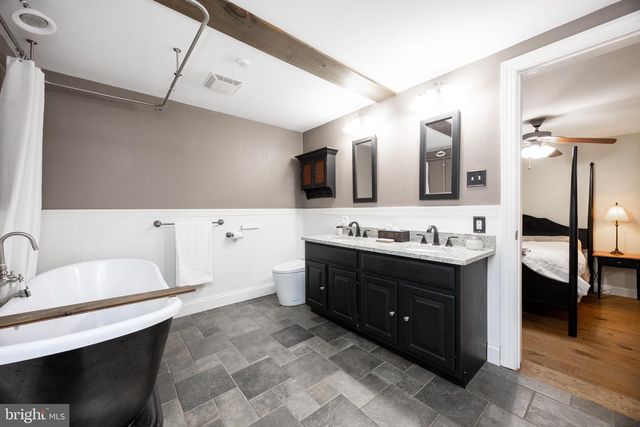 850 SUGARS BRIDGE RD, West Chester, PA 19380