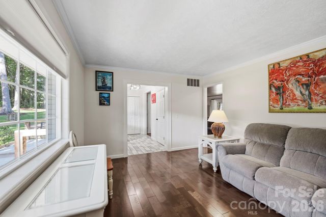 168 S Country Lane, Mills River, NC 28759