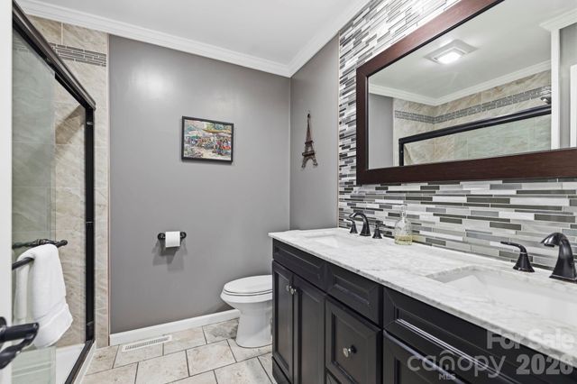 168 S Country Lane, Mills River, NC 28759