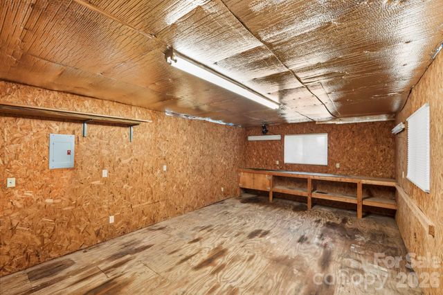 168 S Country Lane, Mills River, NC 28759