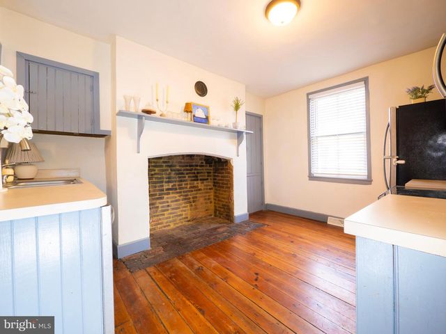 703 S LOUDOUN ST, Winchester, VA 22601