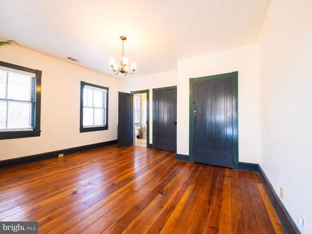 703 S LOUDOUN ST, Winchester, VA 22601