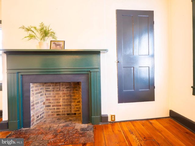 703 S LOUDOUN ST, Winchester, VA 22601