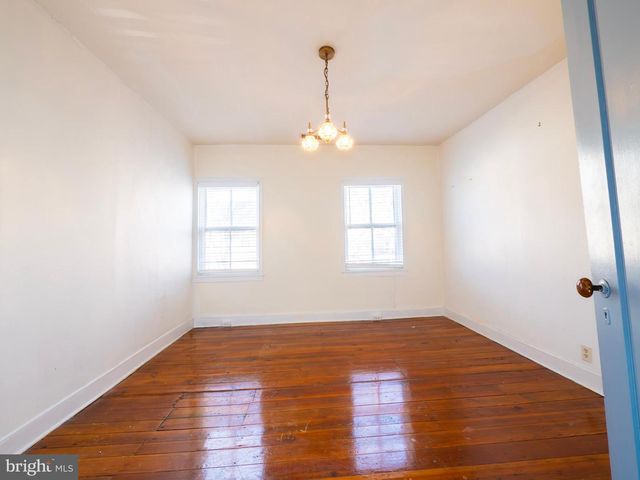 703 S LOUDOUN ST, Winchester, VA 22601