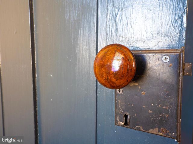 703 S LOUDOUN ST, Winchester, VA 22601