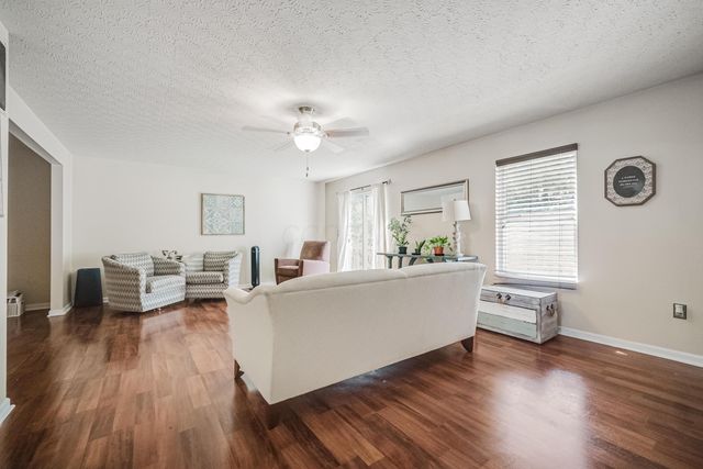 970 Sara Court, Pataskala, OH 43062