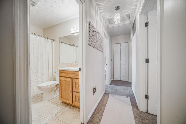 970 Sara Court, Pataskala, OH 43062