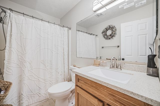 970 Sara Court, Pataskala, OH 43062