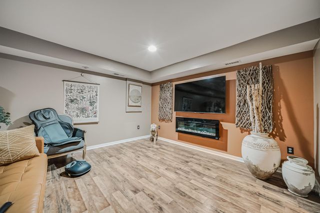 970 Sara Court, Pataskala, OH 43062