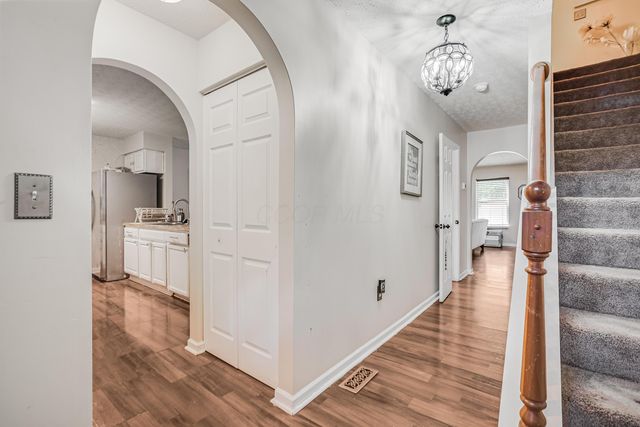 970 Sara Court, Pataskala, OH 43062
