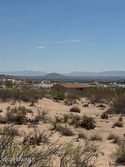 5950 Quesenberry Lane, Las Cruces, NM 88007