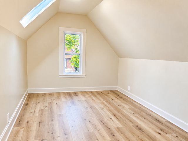 909 N Homan Avenue, Chicago, IL 60651