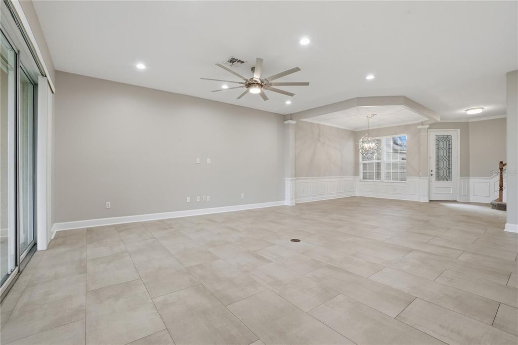 Image 12 of property listing at 8407 VIA BELLA NOTTE, Orlando, FL 32836