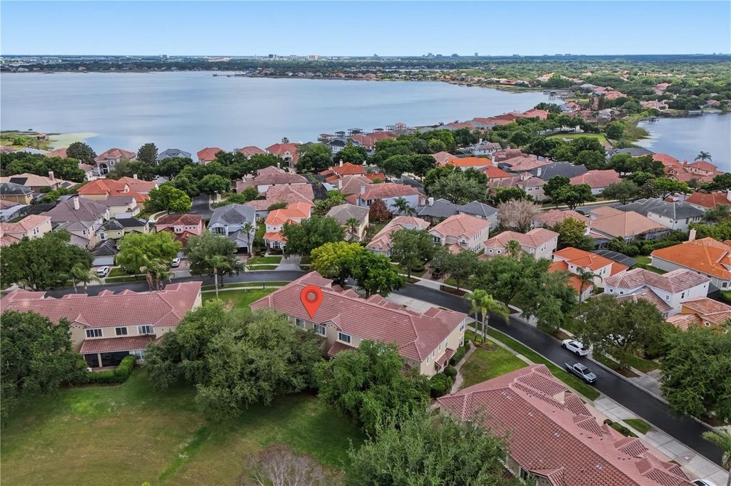 Image 42 of property listing at 8407 VIA BELLA NOTTE, Orlando, FL 32836
