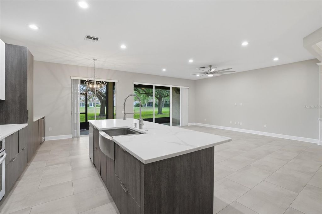 Image 7 of property listing at 8407 VIA BELLA NOTTE, Orlando, FL 32836