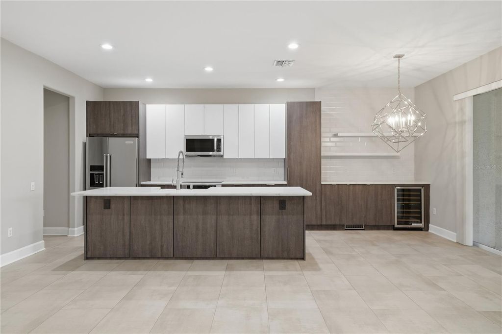 Image 10 of property listing at 8407 VIA BELLA NOTTE, Orlando, FL 32836