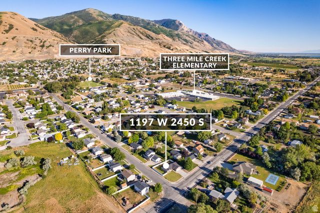 1197 W 2450 S, Perry, UT 84302