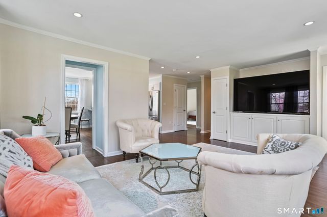 28 Putnam Park, Greenwich, CT 06830