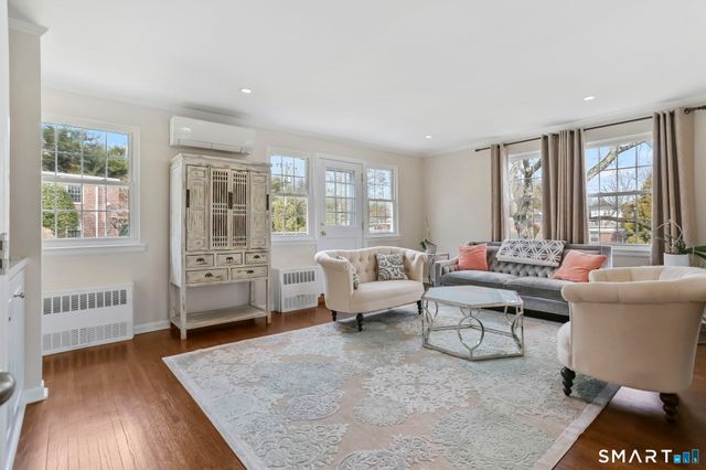 28 Putnam Park, Greenwich, CT 06830