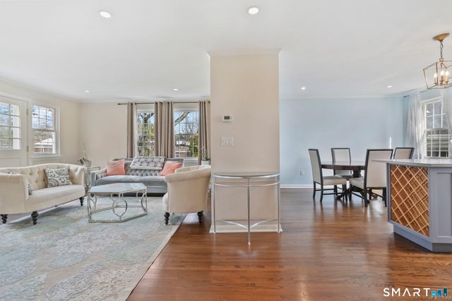 28 Putnam Park, Greenwich, CT 06830