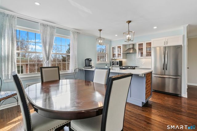 28 Putnam Park, Greenwich, CT 06830