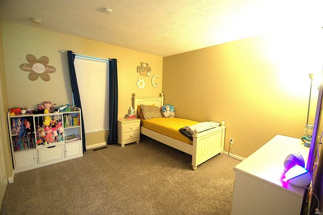 17404 Battles Road, South Bend, IN 46614