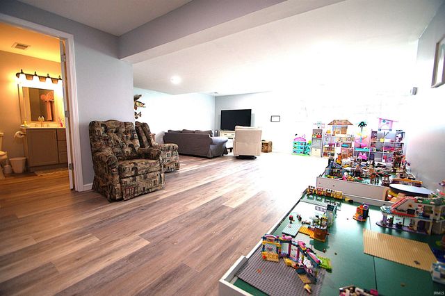 17404 Battles Road, South Bend, IN 46614