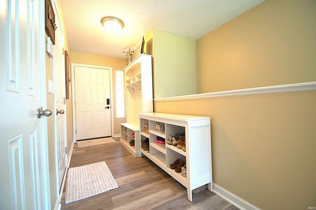 17404 Battles Road, South Bend, IN 46614