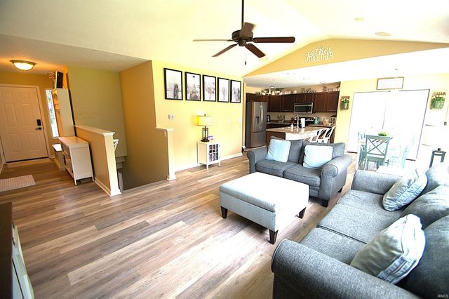 17404 Battles Road, South Bend, IN 46614