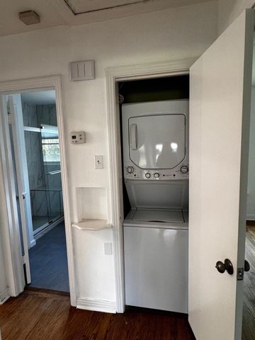 6227 Saint Moritz Avenue, Dallas, TX 75214