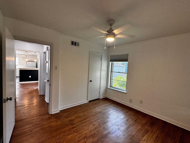 6227 Saint Moritz Avenue, Dallas, TX 75214